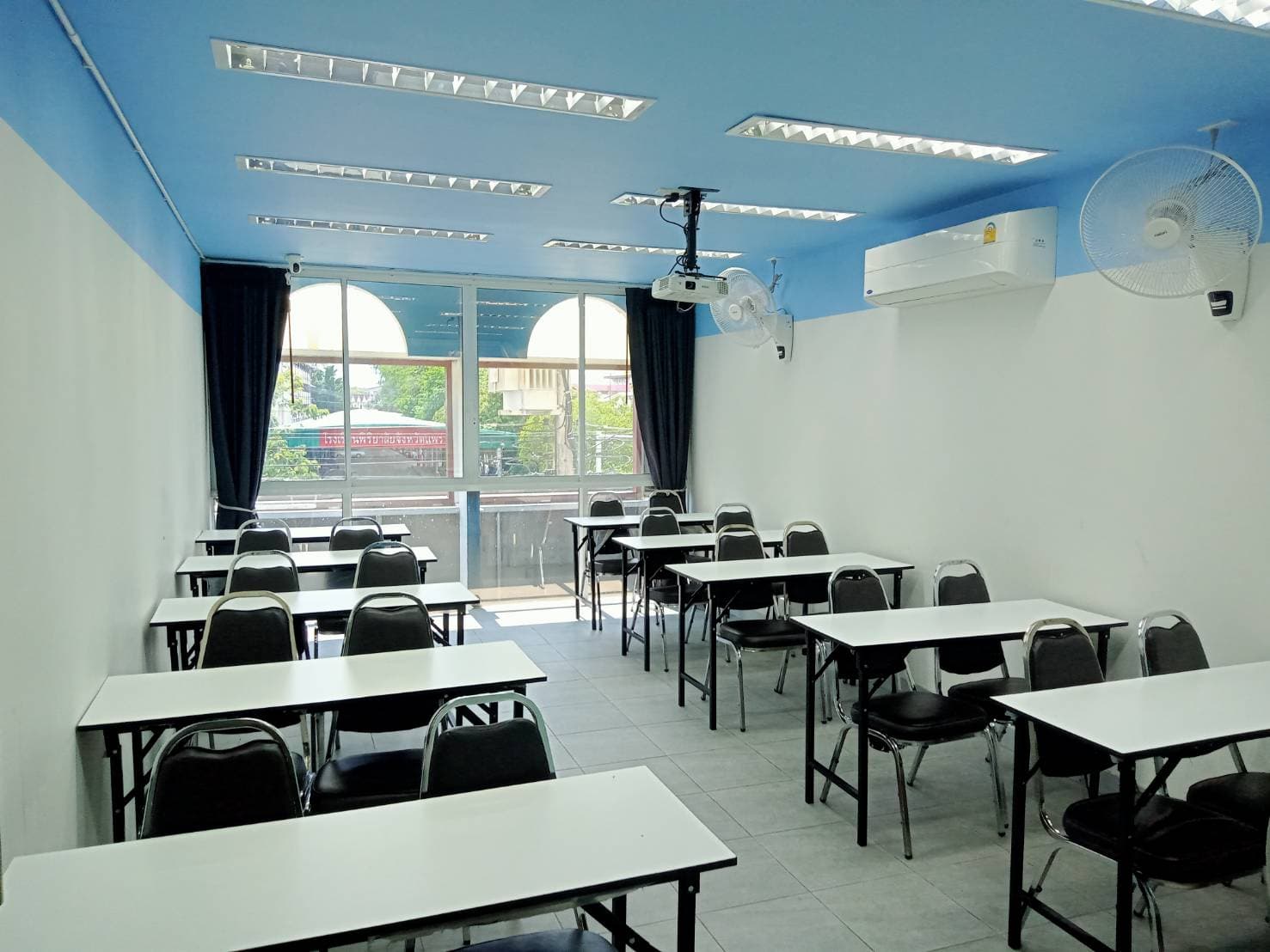 ห้องเรียนพิเศษ F04 gallery view 3