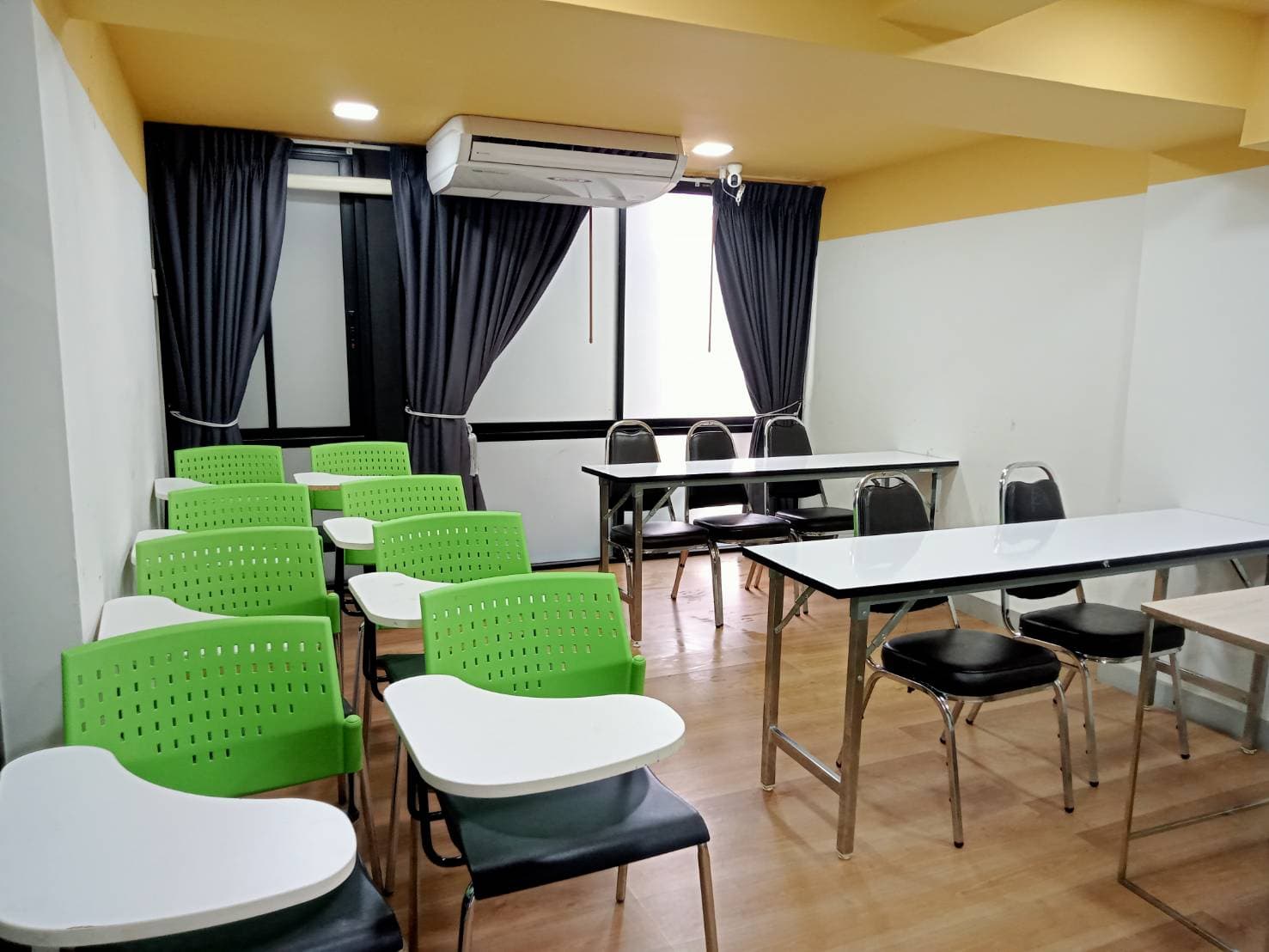 ห้องเรียนพิเศษ F07 gallery view 1