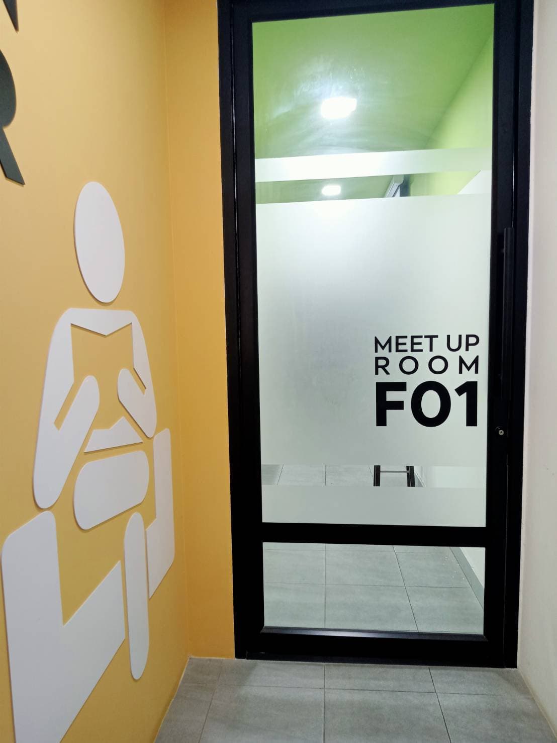 ห้องเรียนพิเศษ F01 gallery view 3